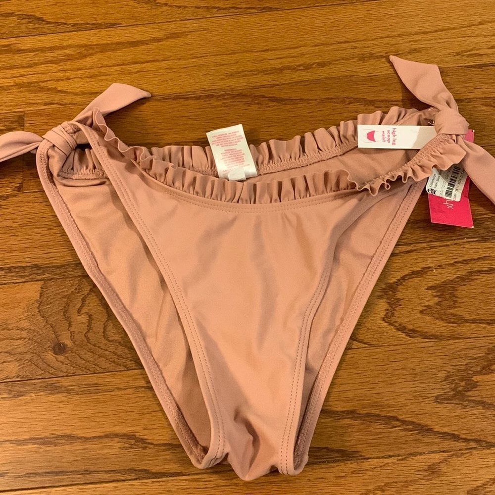 Xhilaration Size medium high thigh with scoop waist